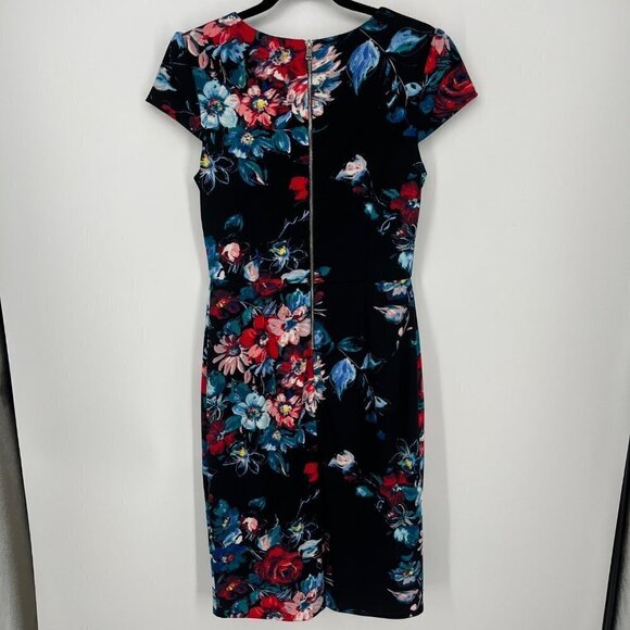 Betsey Johnson Womens Dark Floral Midi Dress Size 6 Cap Sleeve Lined EUC Black - Picture 2 of 11